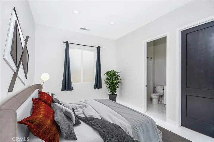 1204 Arbenz Circle, Corona, California 92881
