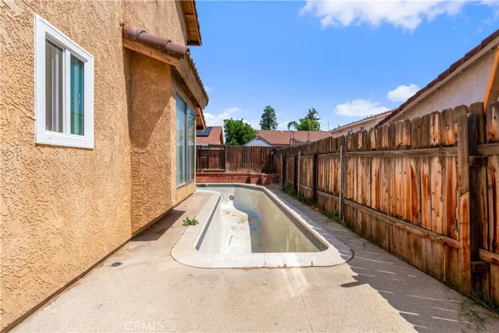 144 Elmtree Drive, Perris, California 92571