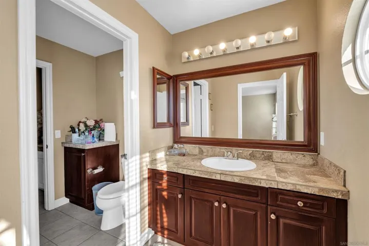 5398 Shannon Ridge Ln, San Diego, California 92130