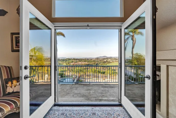 5398 Shannon Ridge Ln, San Diego, California 92130