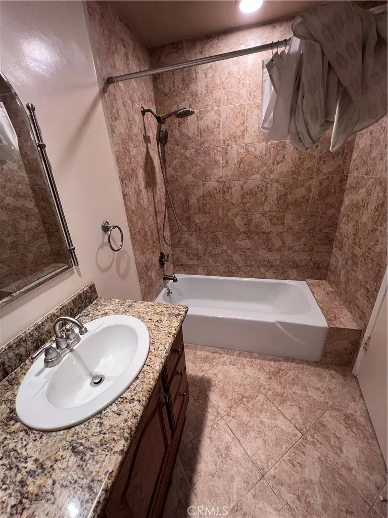 Main bathroom