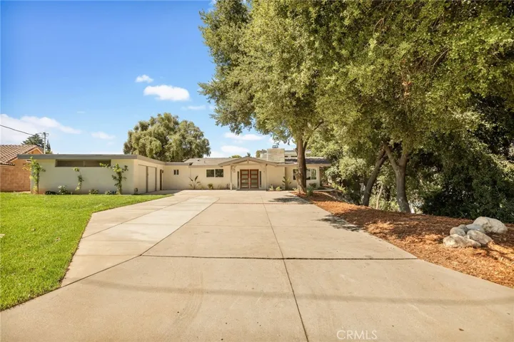30777 E Sunset Drive S, Redlands, California 92373