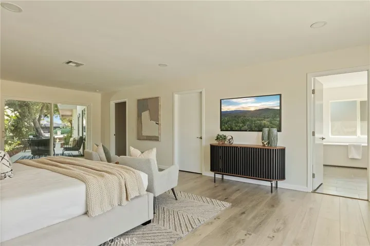 30777 E Sunset Drive S, Redlands, California 92373