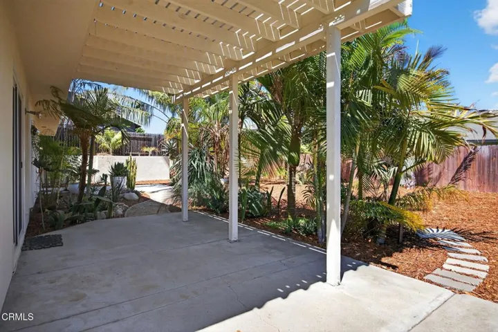 First Floor Bed Patio