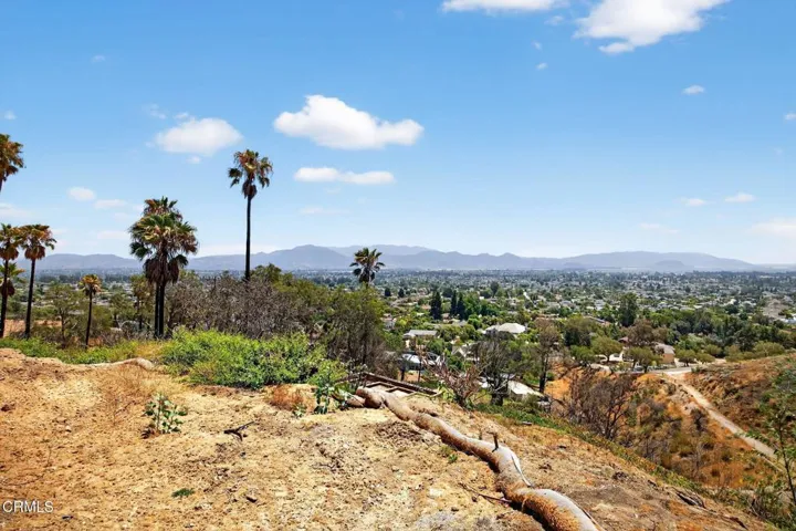 14-web-or-mls-UpmarketMedia_375H-14