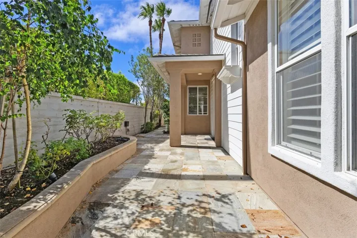Private courtyard to front door