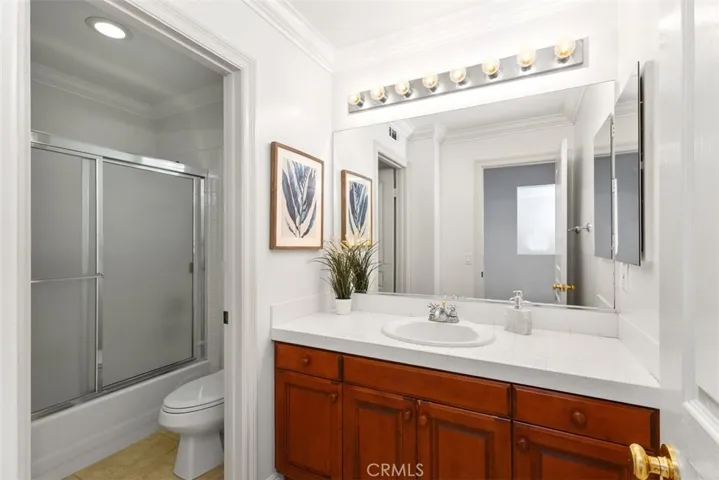 Secondary bedrooms have a full bath
