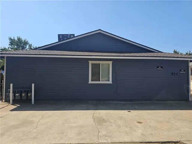 924 W 13th, Merced, California 95341