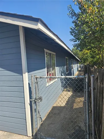924 W 13th, Merced, California 95341