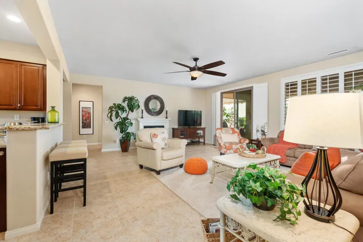 8_11750378_179107_179107-EI-108