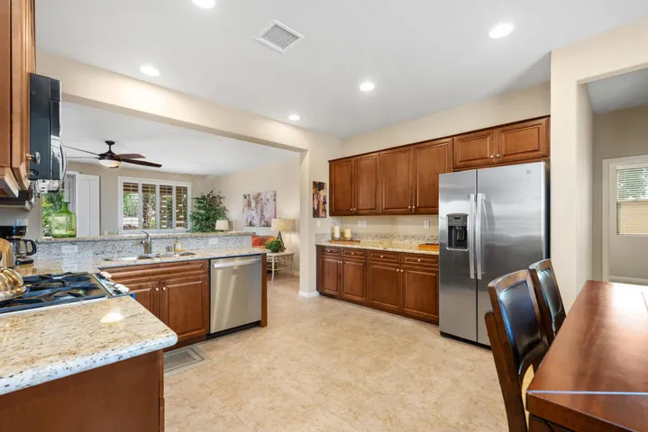 11_11750381_179107_179107-EI-111