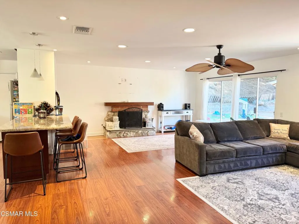 5808 Greenview Road, Calabasas, California 91302, 4 Bedrooms Bedrooms, ,2 BathroomsBathrooms,Residential Lease,For Rent,Greenview,225003802