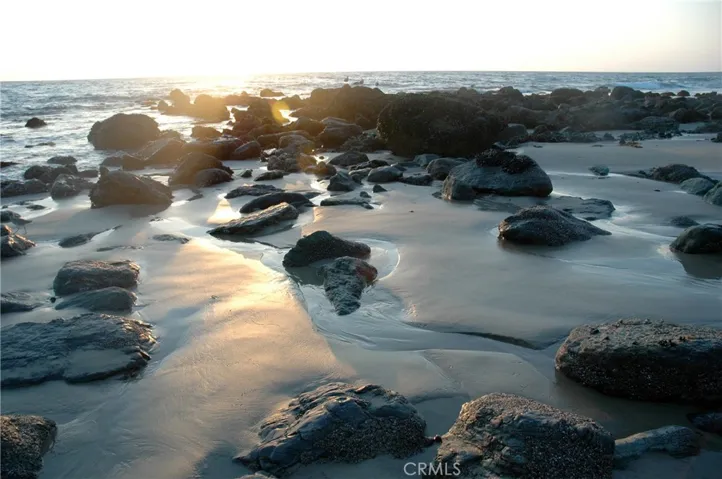 Salt Creek Beach at low tide below Ritz