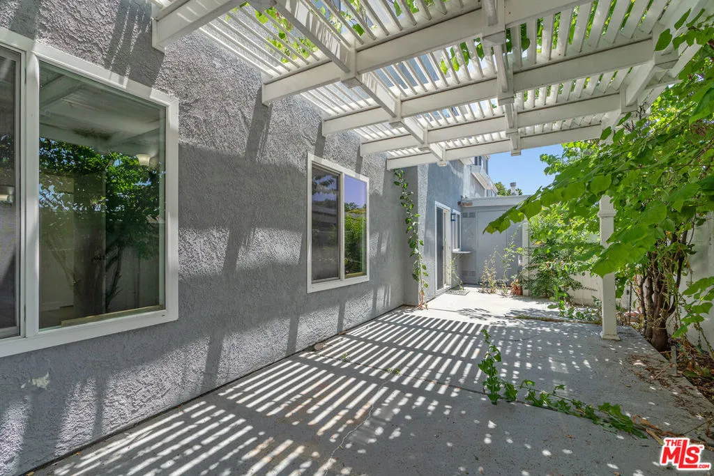 46 Eagle, Irvine, California 92604 home-pic-15