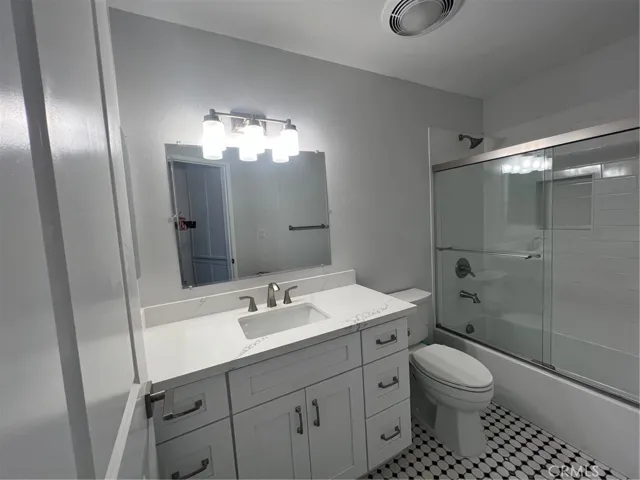 New fixtures and medicine cabinet