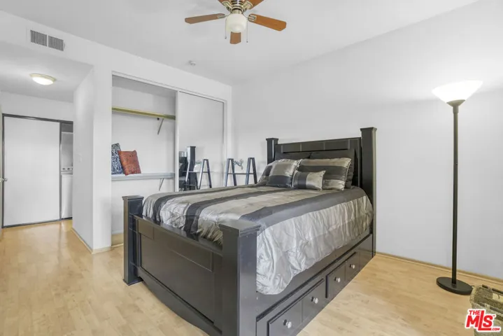 8675 Falmouth Avenue 306, Playa Del Rey, California 90293