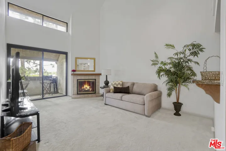 8675 Falmouth Avenue 306, Playa Del Rey, California 90293