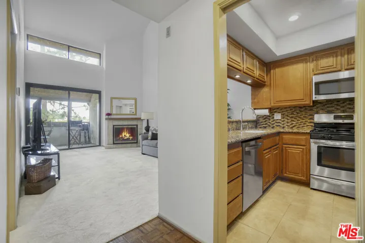 8675 Falmouth Avenue 306, Playa Del Rey, California 90293