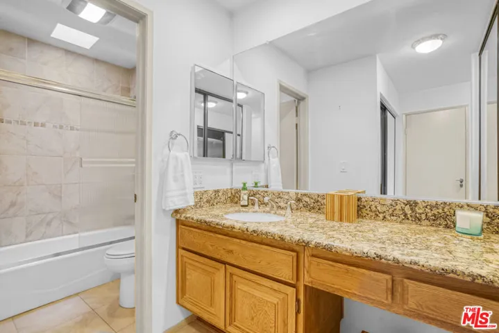 8675 Falmouth Avenue 306, Playa Del Rey, California 90293