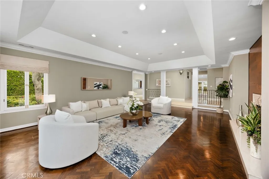 940 Singing Wood Drive, Arcadia, California 91006 home-pic-7