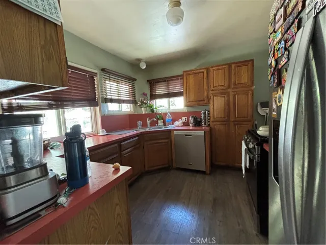5620 & 5618 Cartwright Avenue, North Hollywood, California 91601