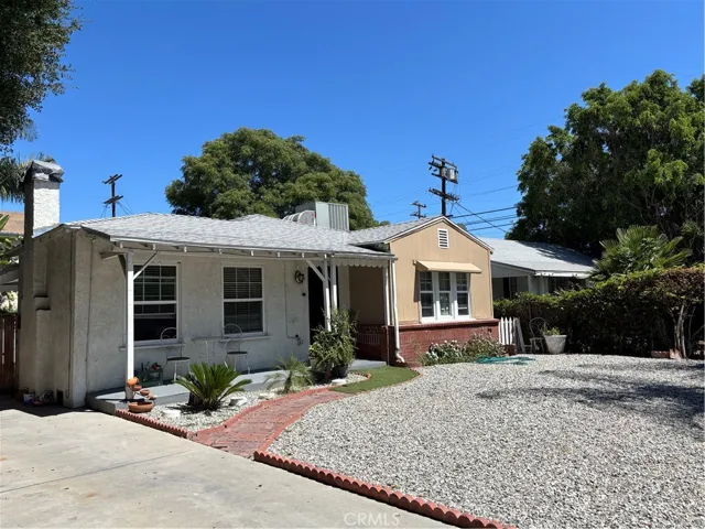 5620 & 5618 Cartwright Avenue, North Hollywood, California 91601