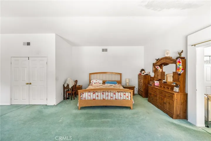 15157 Spinnaker Drive, Lake Elsinore, California 92530