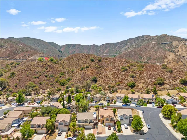 15157 Spinnaker Drive, Lake Elsinore, California 92530