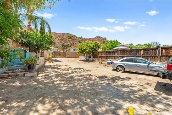 15157 Spinnaker Drive, Lake Elsinore, California 92530