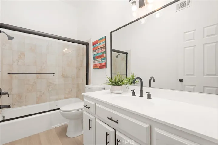 500 N Moore Avenue E, Monterey Park, California 91754