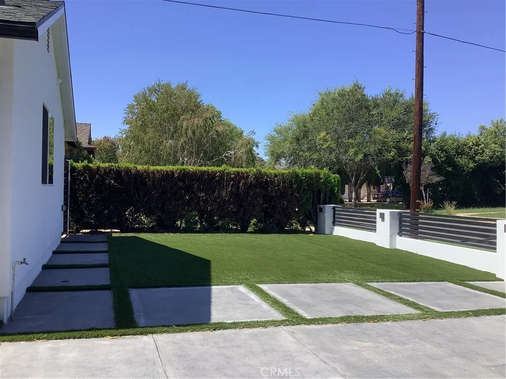 23026 Mobile Street, West Hills, California 91307 home-pic-16