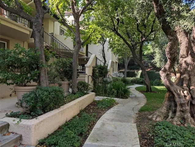Walkway to home