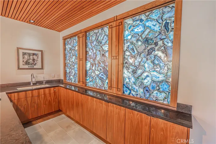 A exquisite design — photos don’t do it justice.