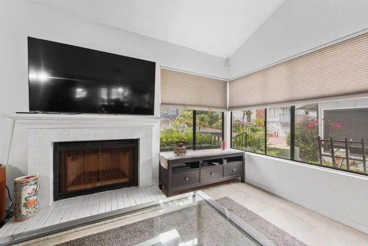 8112 Caminito Gianna, La Jolla, California 92037