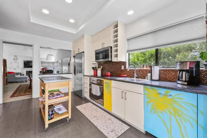 8112 Caminito Gianna, La Jolla, California 92037