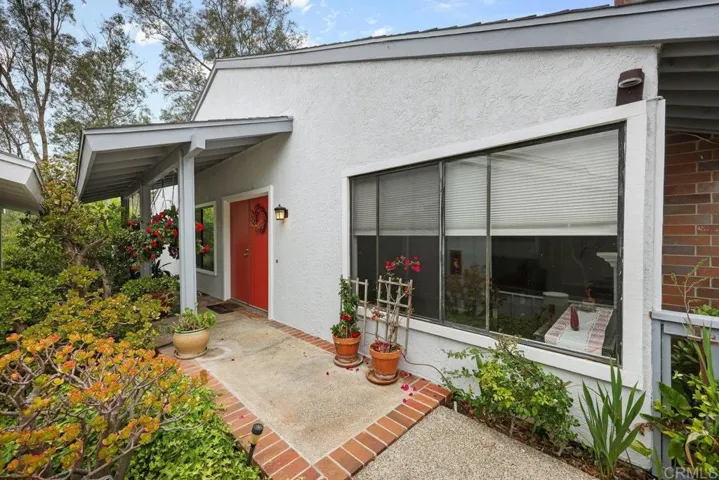 8112 Caminito Gianna, La Jolla, California 92037