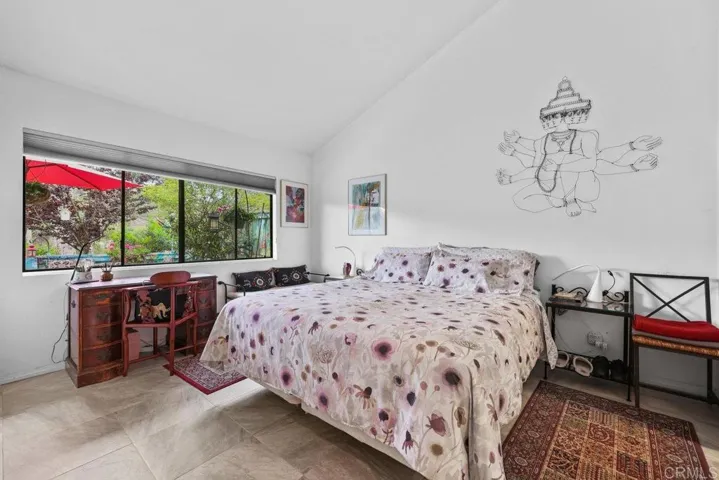 8112 Caminito Gianna, La Jolla, California 92037