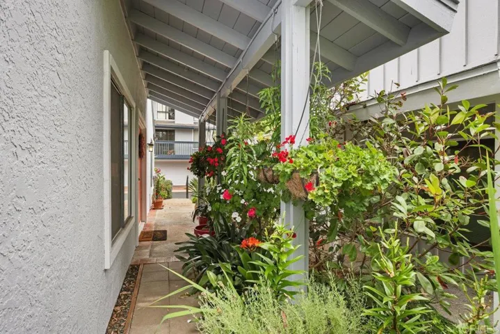 8112 Caminito Gianna, La Jolla, California 92037