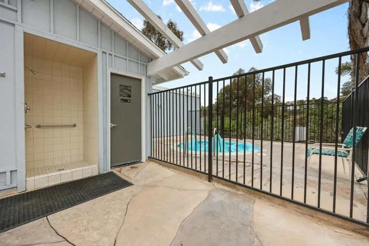8112 Caminito Gianna, La Jolla, California 92037