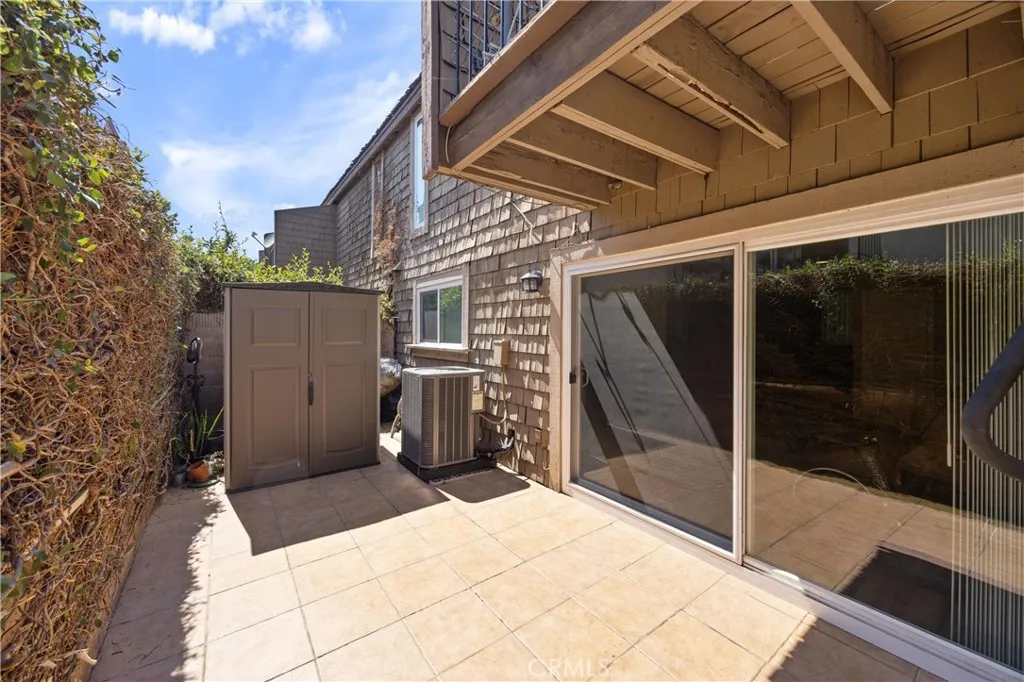 11052 Peppertree Lane, Garden Grove, California 92840 home-pic-27