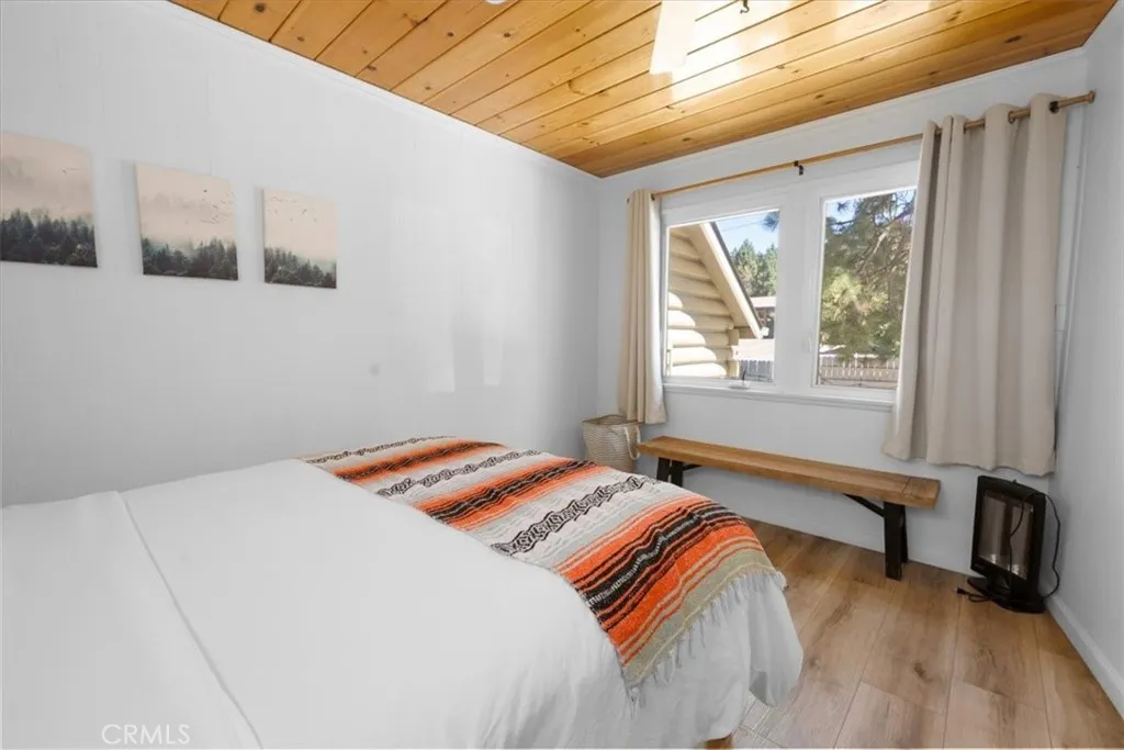 455 Crane Drive, Big Bear Lake, California 92315 home-pic-17