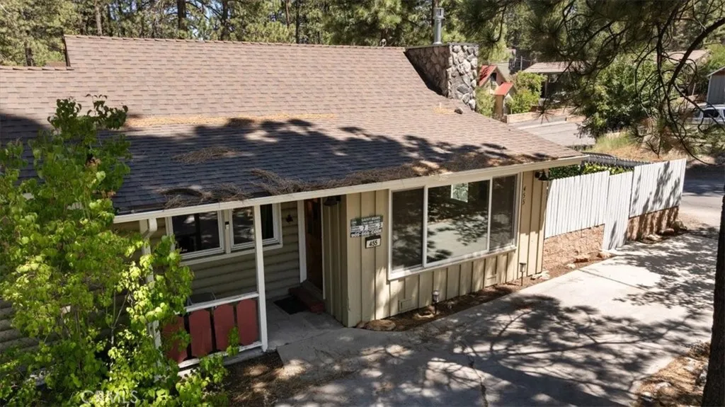 455 Crane Drive, Big Bear Lake, California 92315 home-pic-1