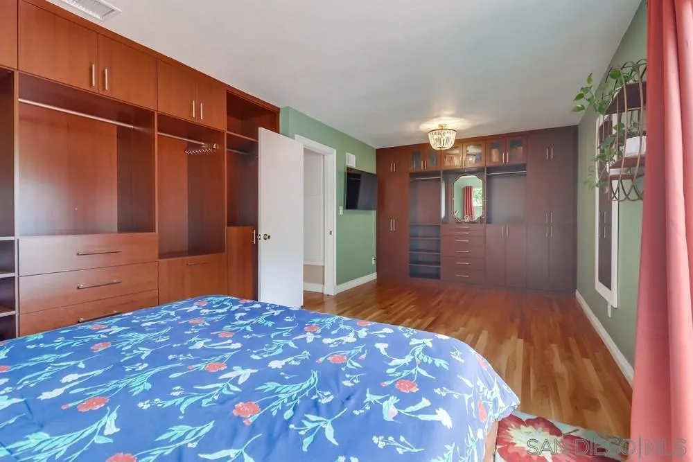 , San Diego, California 92123 home-pic-35