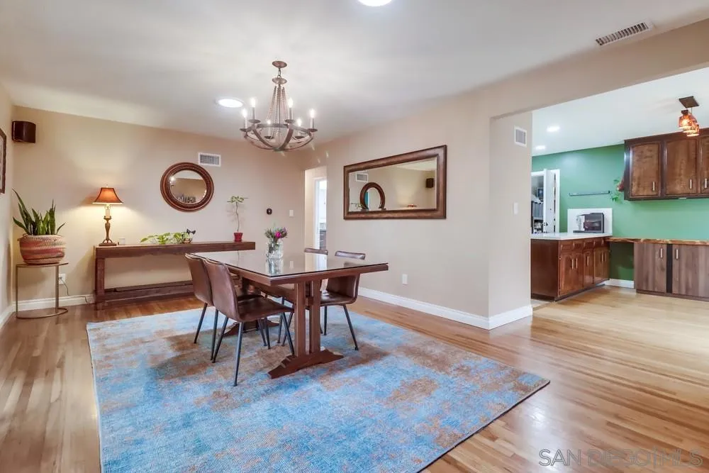 , San Diego, California 92123 home-pic-10
