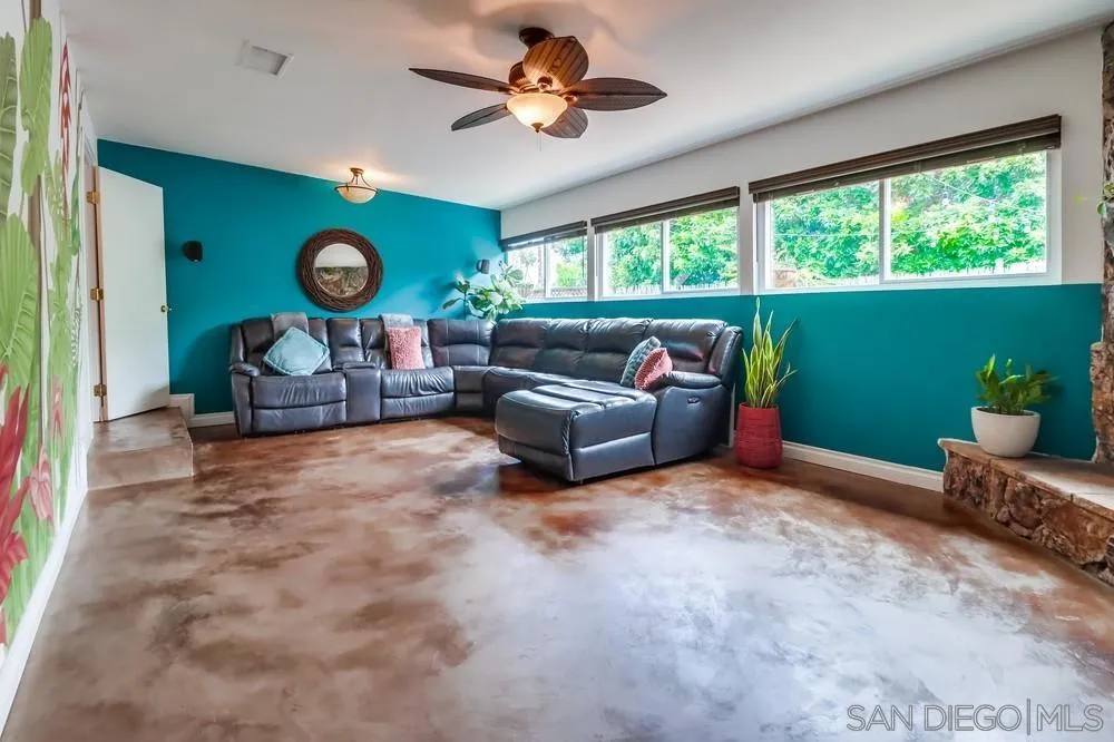 , San Diego, California 92123 home-pic-24