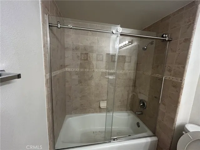 Hallway full bathroom