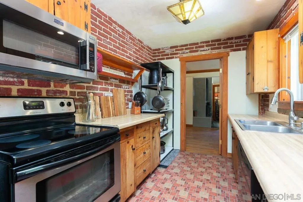 4470 Pine Ridge Avenue, Julian, California 92036 home-pic-12