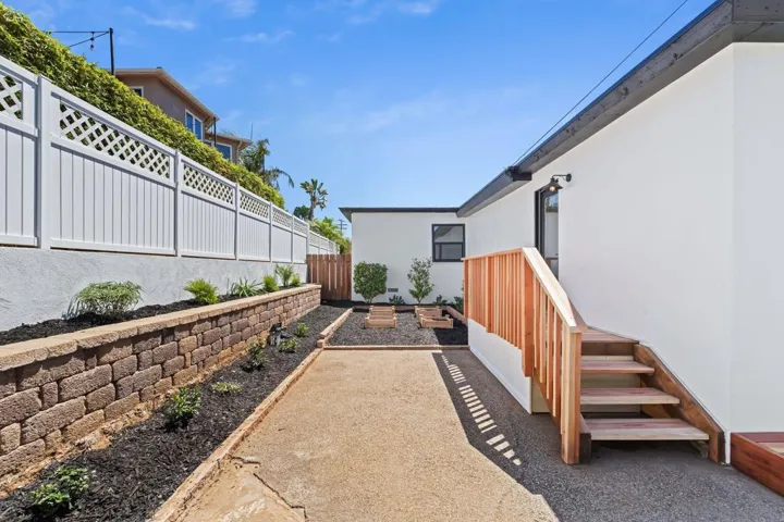 4414 Piedmont Dr, San Diego, California 92107
