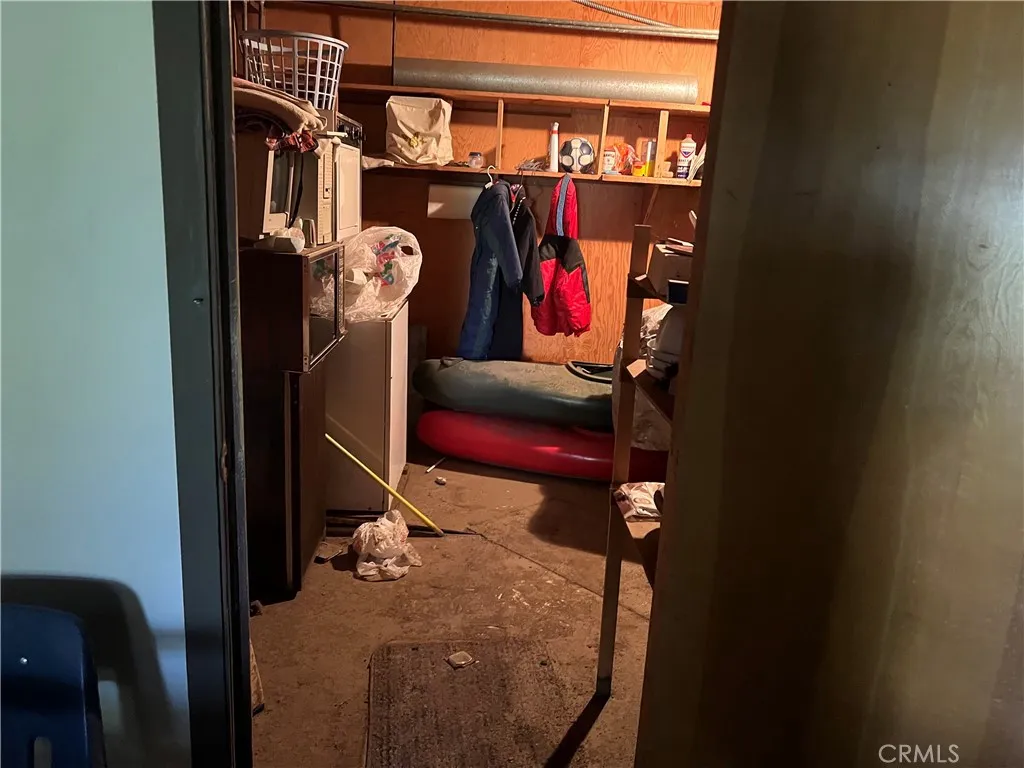 841 Glen View Lane, Twin Peaks, California 92391 home-pic-24