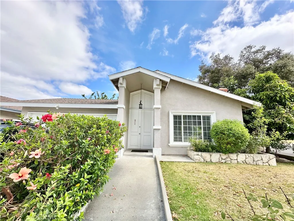 12947 Arabella Place, Cerritos, California 90703, 3 Bedrooms Bedrooms, ,2 BathroomsBathrooms,Residential,For Sale,Arabella,RS25168992